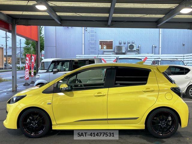 Toyota VITZ 2014-10 7730368-7