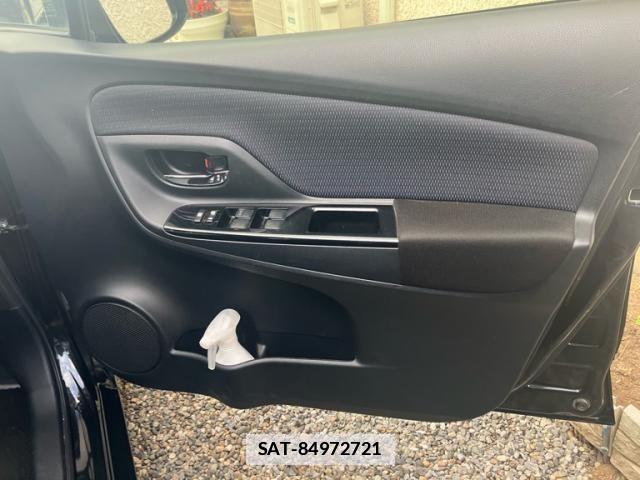 Toyota VITZ 2018-07 7730375-13