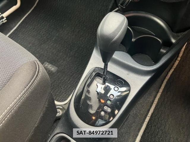 Toyota VITZ 2018-07 7730375-16