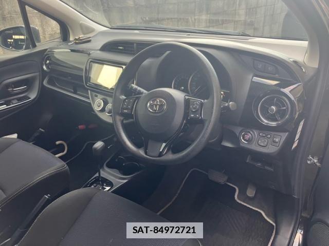 Toyota VITZ 2018-07 7730375-6