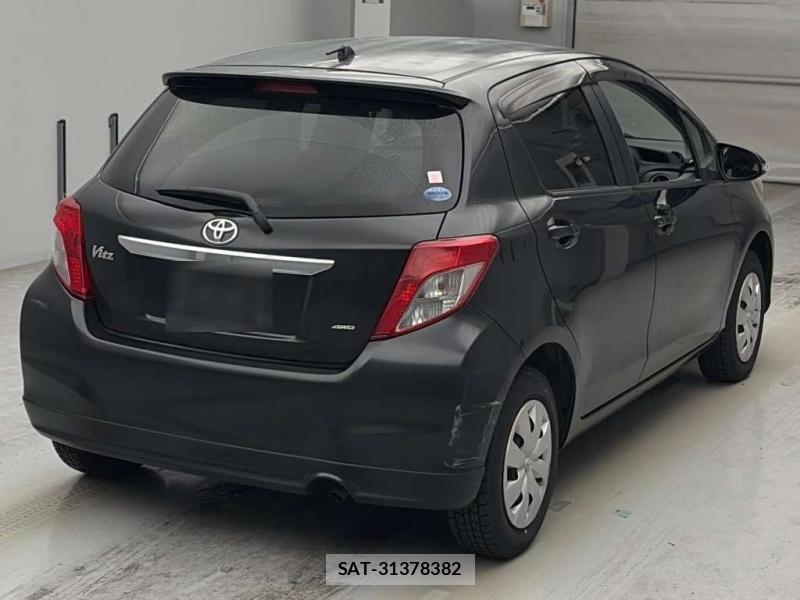 Toyota VITZ 2013-12 7749324-1