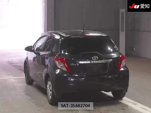 Toyota VITZ 2011-08 7749319-1