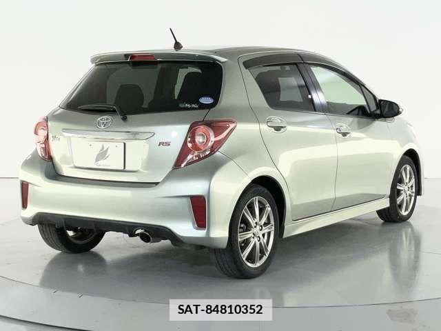 Toyota VITZ 2013-08 7790256-5