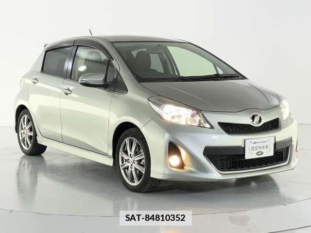 Toyota VITZ 2013-08 7790256-7