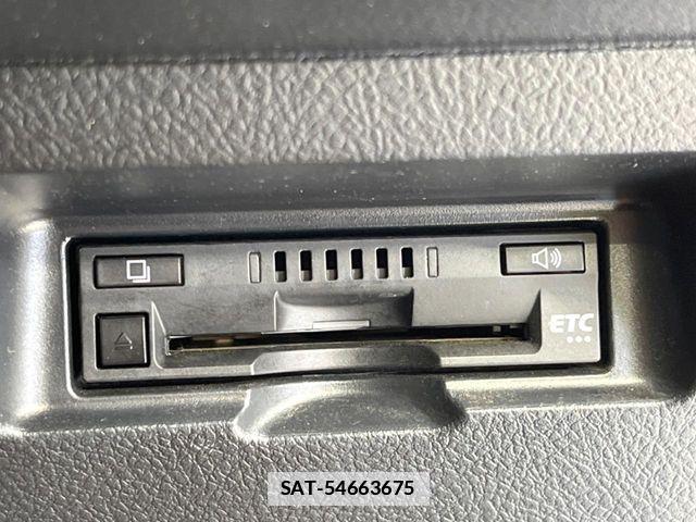 Toyota VITZ 2017-06 7790258-4