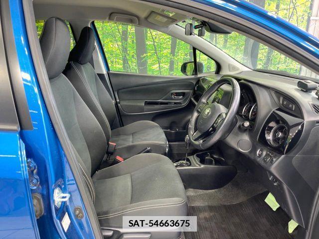 Toyota VITZ 2017-06 7790258-7