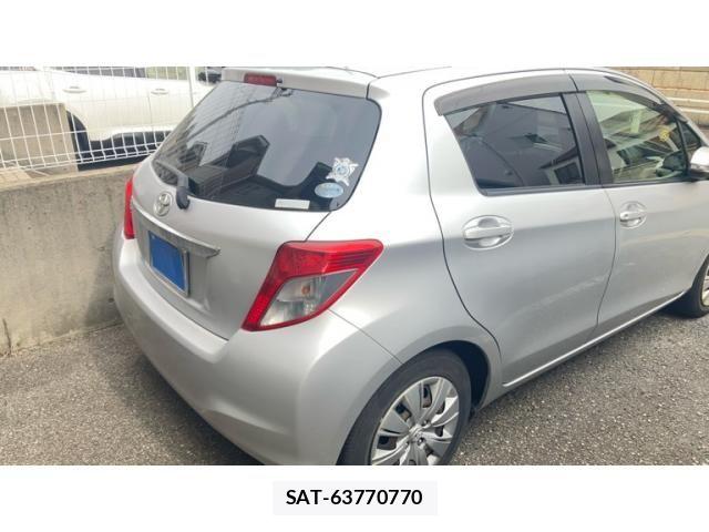 Toyota VITZ 2013-08 7790252-10