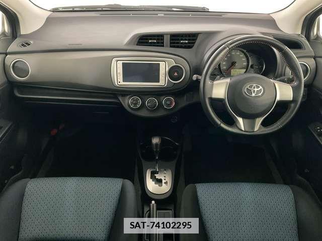 Toyota VITZ 2013-04 7790257-12