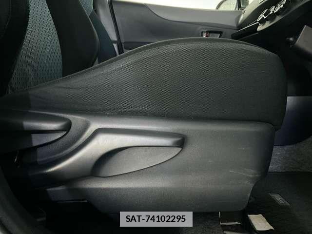 Toyota VITZ 2013-04 7790257-15