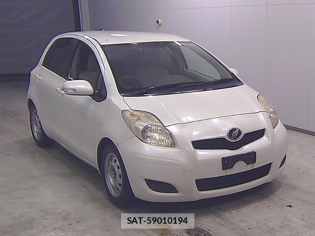 Toyota VITZ 2010-03 7860322-3