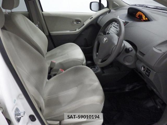 Toyota VITZ 2010-03 7860322-5