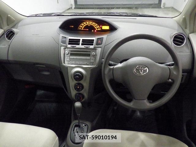 Toyota VITZ 2010-03 7860322-6