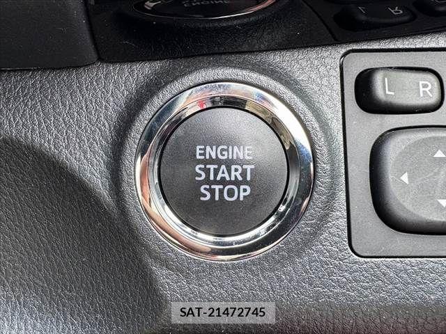Toyota VITZ 2018-12 7880293-21