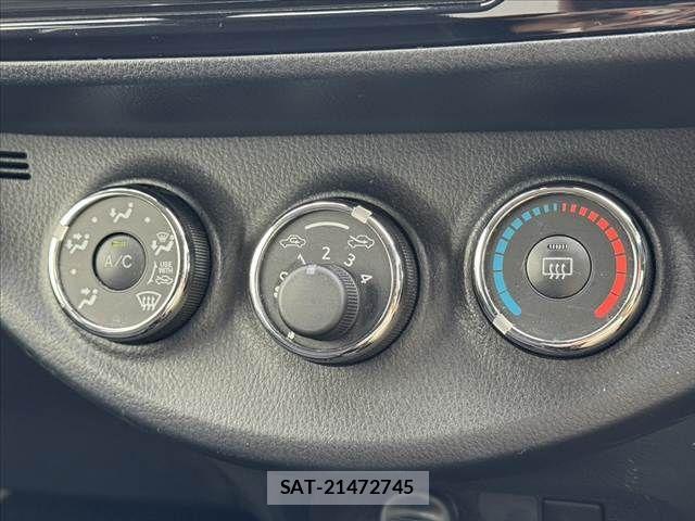 Toyota VITZ 2018-12 7880293-3