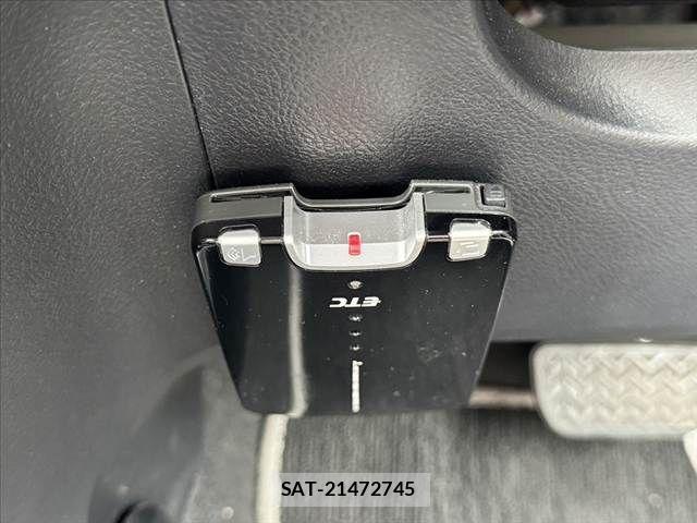 Toyota VITZ 2018-12 7880293-5