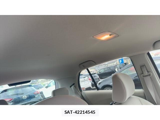 Toyota VITZ 2009-10 7880303-17