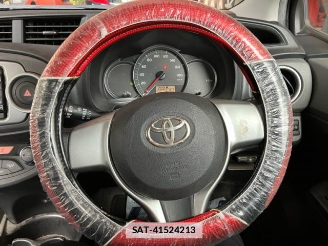 Toyota VITZ 2012-07 7880301-17