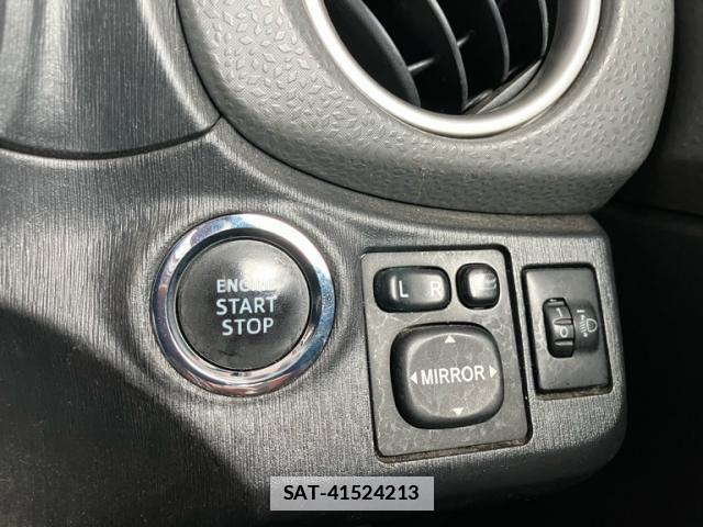 Toyota VITZ 2012-07 7880301-23