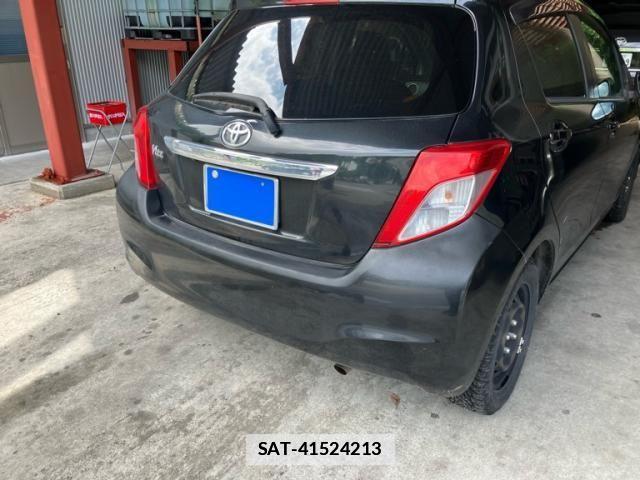 Toyota VITZ 2012-07 7880301-2
