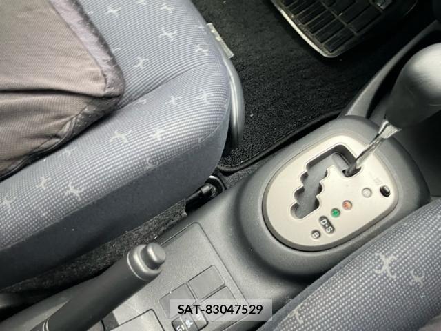 Toyota VITZ 2007-11 7880300-17