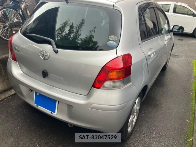 Toyota VITZ 2007-11 7880300-4