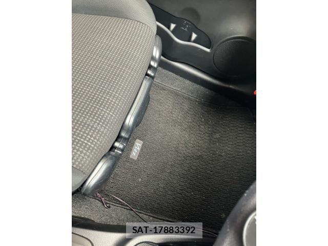 Toyota VITZ 2015-02 7880308-17