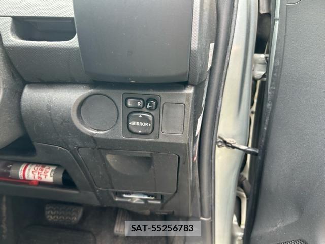 Toyota VITZ 2007-06 7880299-16