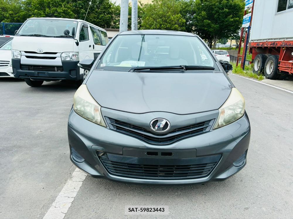 Toyota VITZ 2011-08 7780258-7