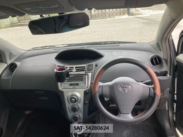 Toyota VITZ 2007-07 7880306-15