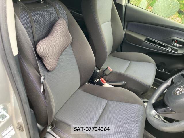 Toyota VITZ 2016-08 7880297-4