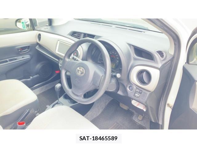 Toyota VITZ 2012-01 7880304-11