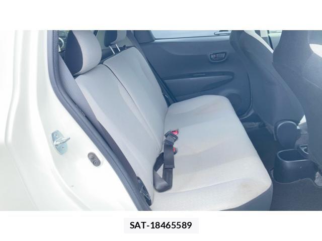 Toyota VITZ 2012-01 7880304-13