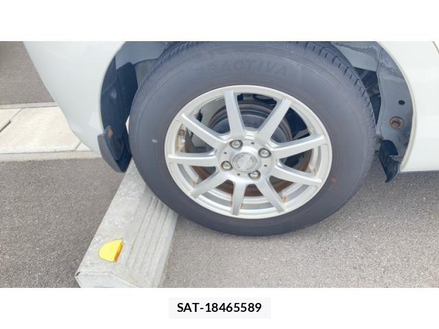 Toyota VITZ 2012-01 7880304-24