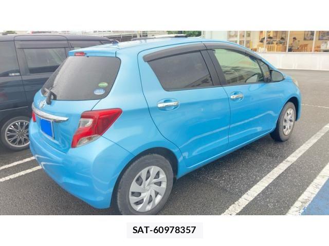 Toyota VITZ 2016-04 7880296-6