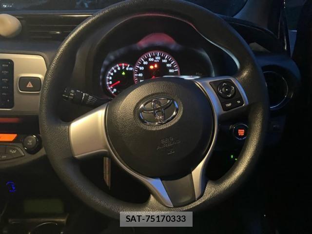 Toyota VITZ 2015-03 7903590-7
