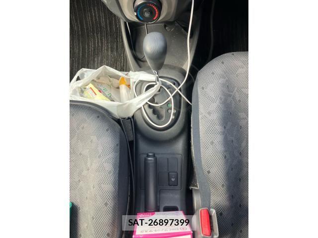 Toyota VITZ 2010-01 7903593-20