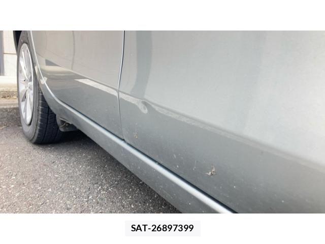 Toyota VITZ 2010-01 7903593-25