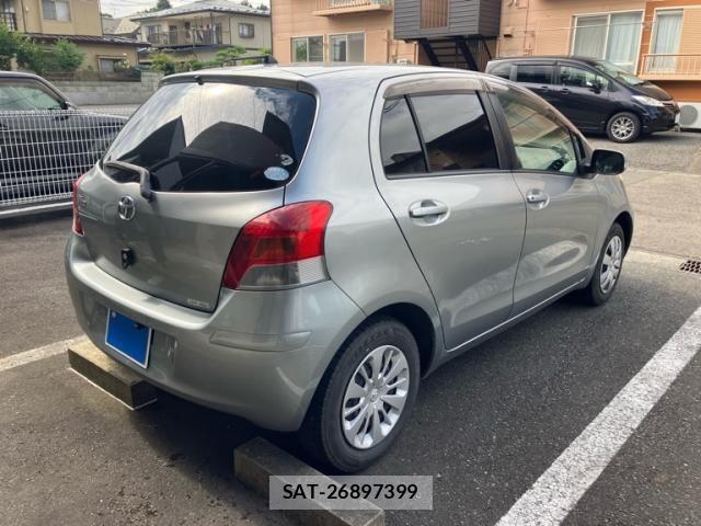 Toyota VITZ 2010-01 7903593-4