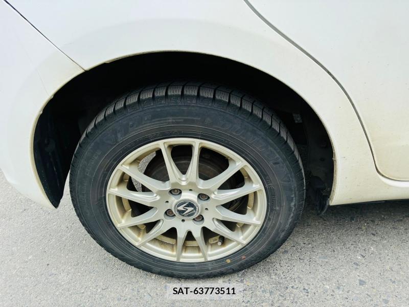 Toyota VITZ 2011-06 7749329-26