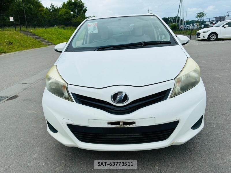 Toyota VITZ 2011-06 7749329-7