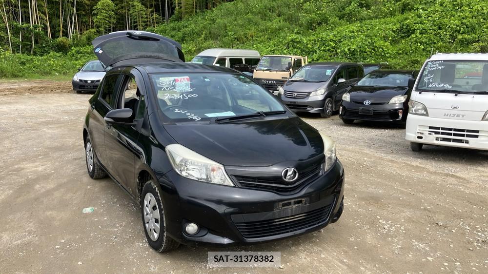 Toyota VITZ 2013-12 7749324-6