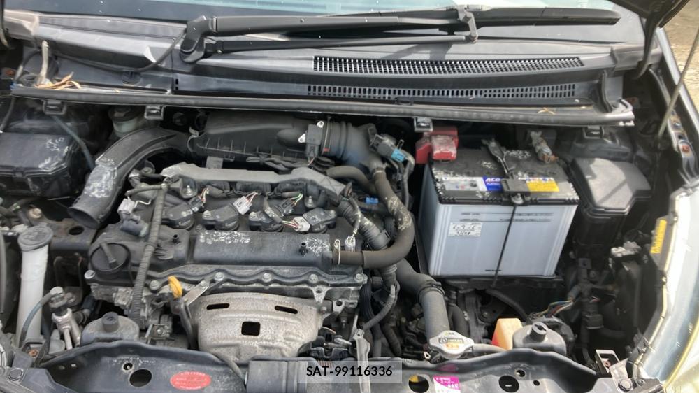 Toyota VITZ 2012 7230132-33
