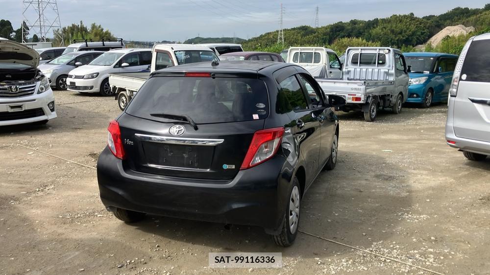 Toyota VITZ 2012 7230132-4