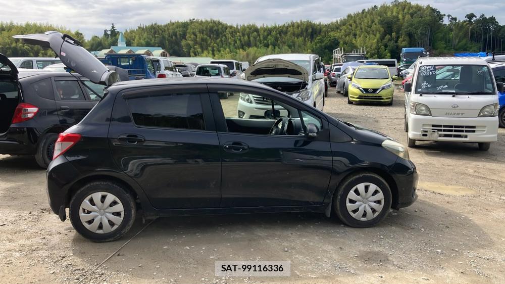 Toyota VITZ 2012 7230132-5