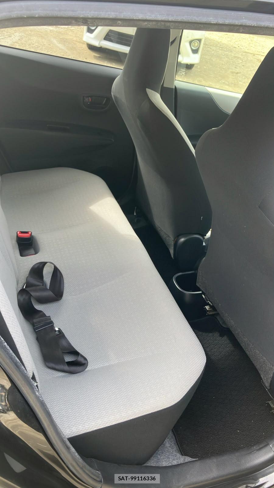 Toyota VITZ 2012 7230132-8