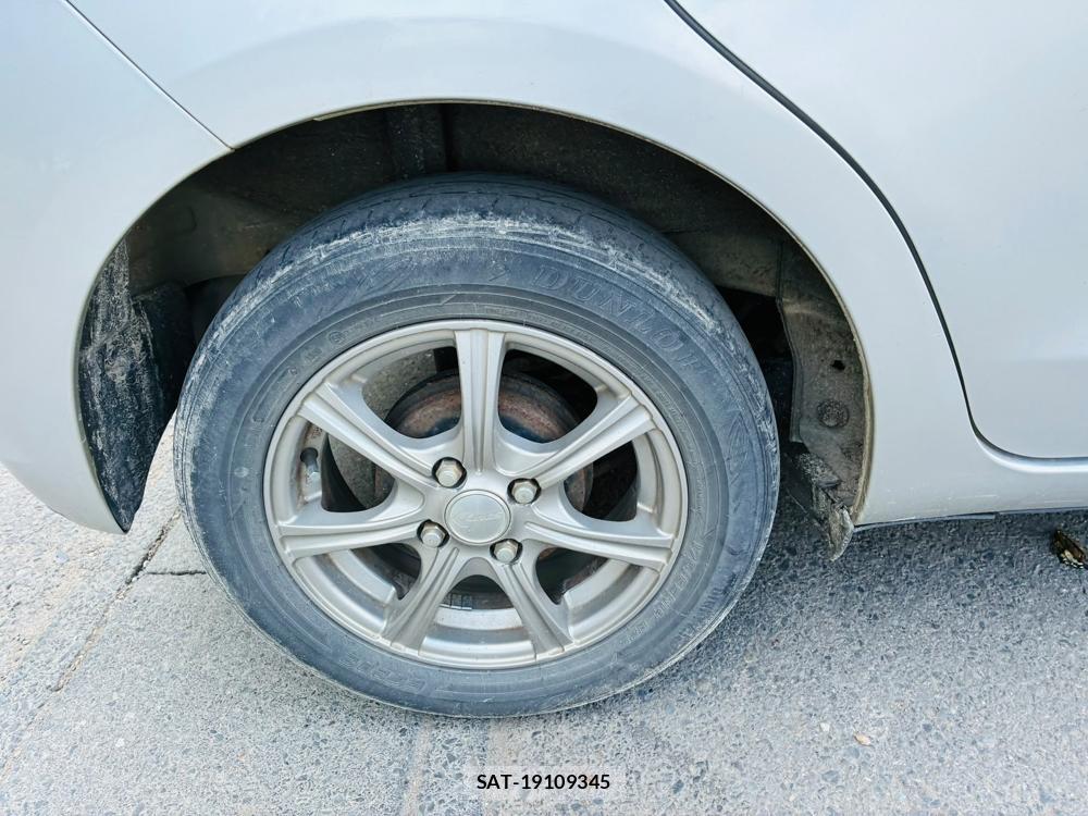 Toyota VITZ 2011 7686698-27