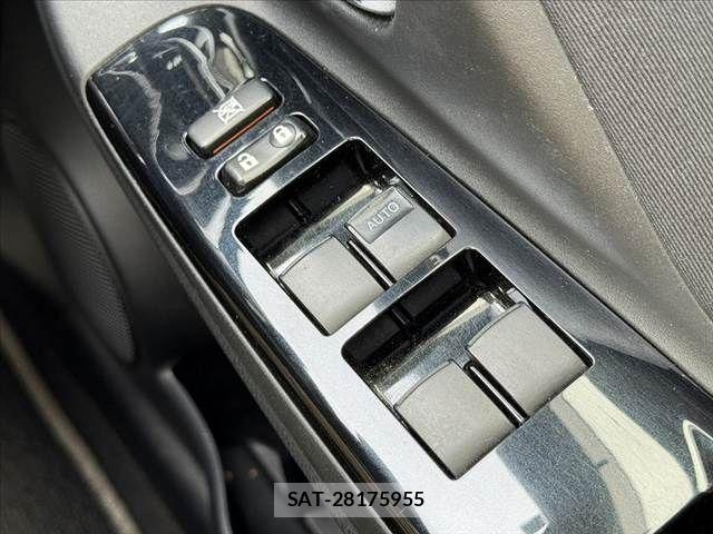 Toyota VITZ 2019-10 7964292-24