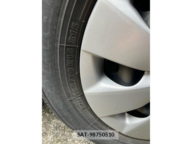 Toyota VITZ 2014-02 7964304-11