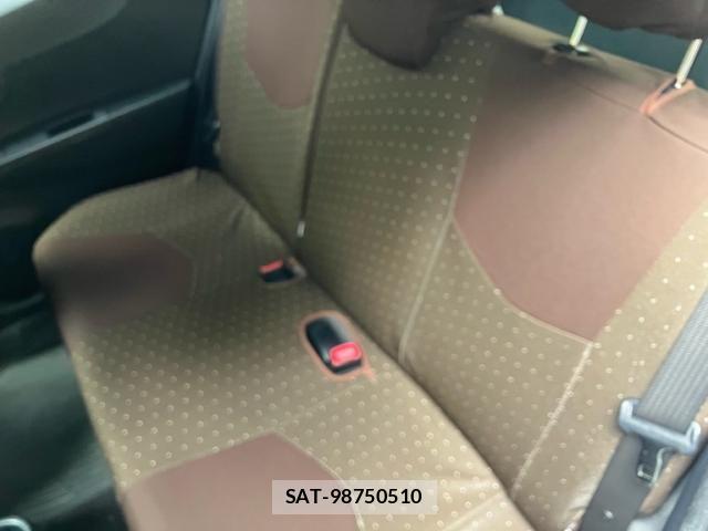 Toyota VITZ 2014-02 7964304-13