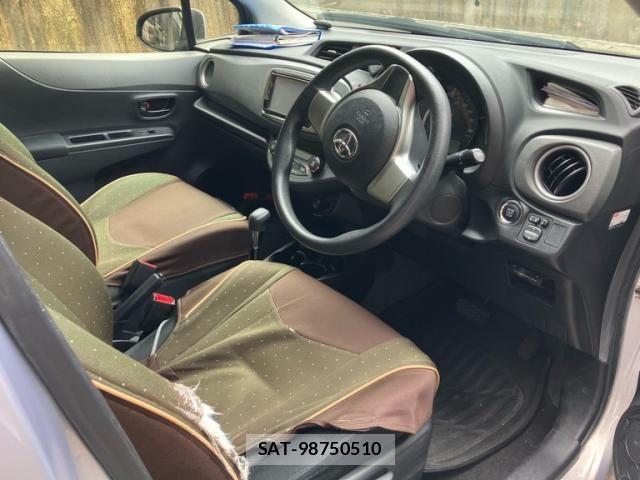 Toyota VITZ 2014-02 7964304-16
